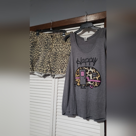 Ladies 2 Pc Animal Print Happy Camper Shorts & Tank 14/XXL - Picture 1 of 9